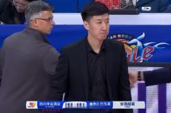 开云体育中国官网-江苏男篮与四川队争夺胜利权益