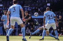 开云体育亚洲官网-里昂队取得连胜，继续追赶领头羊的简单介绍