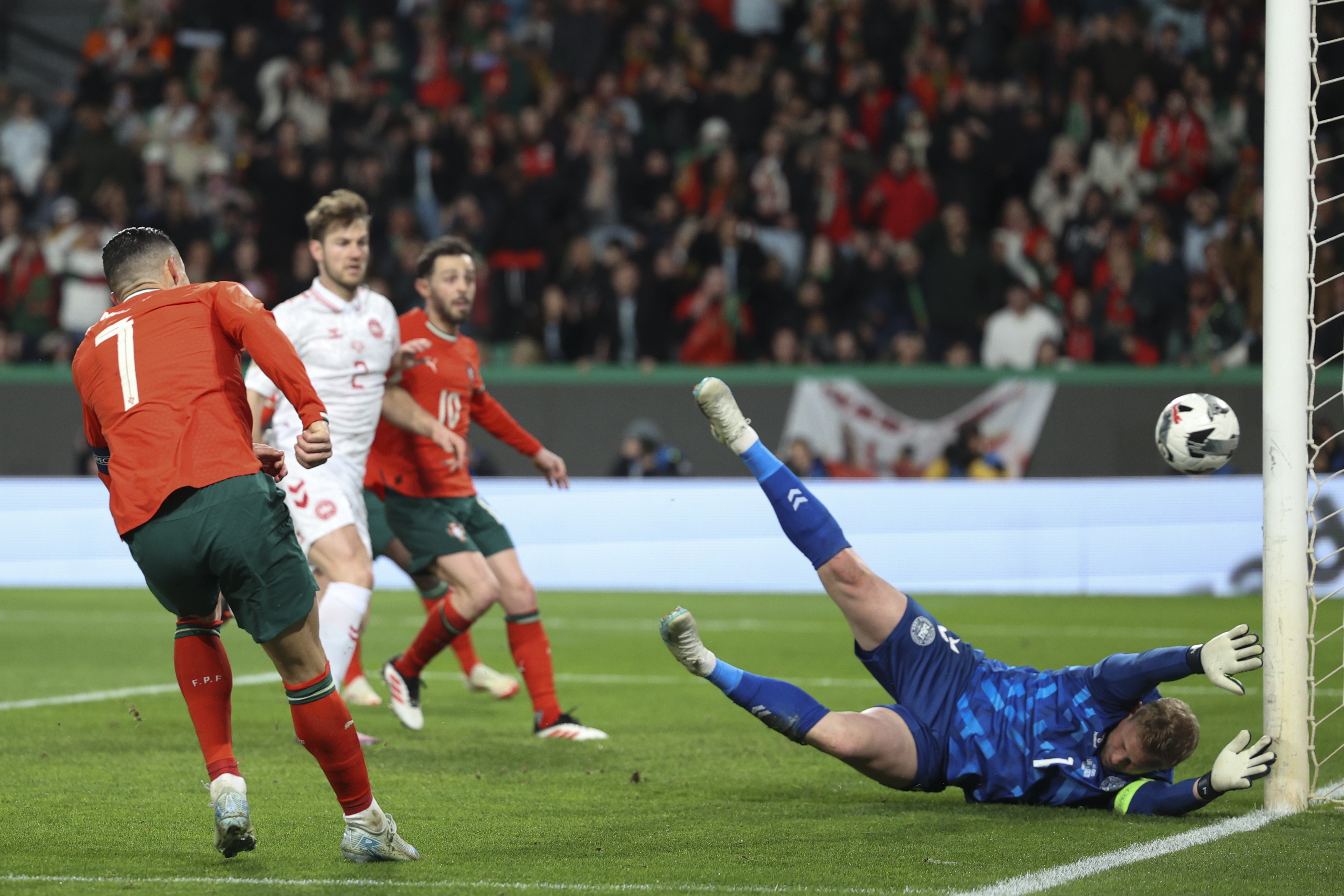 葡萄牙女足球队遭遇连败,迫切需要调整的简单介绍 葡萄牙女足球队遭遇连败,迫切需要调整的简单介绍