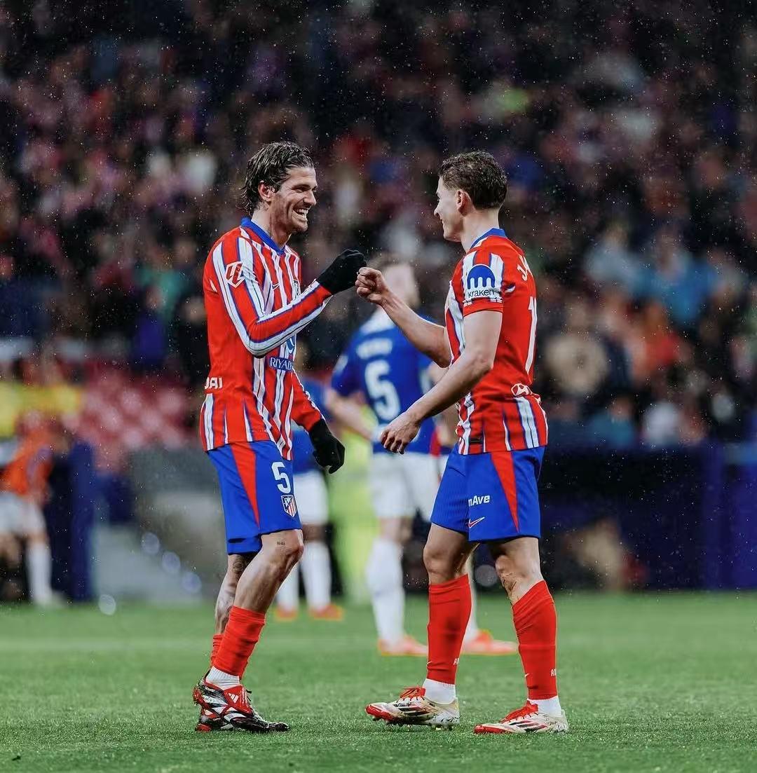 马德里竞技大胜,锁定小组第一晋级淘汰赛的简单介绍 马德里竞技大胜,锁定小组第一晋级淘汰赛的简单介绍