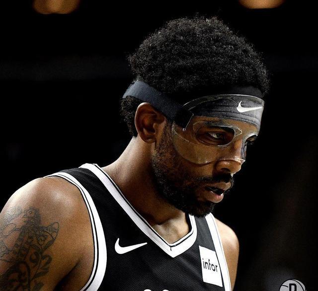 篮网擒活塞,厄文砍下29分 篮网擒活塞,厄文砍下29分