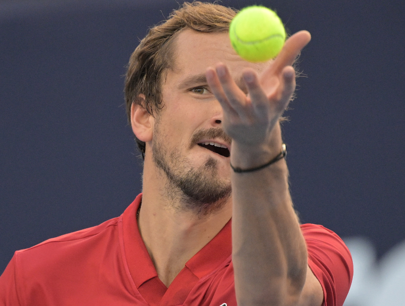 利尔主场逆转胜利,积分领先优势扩大的简单介绍 利尔主场逆转胜利,积分领先优势扩大的简单介绍